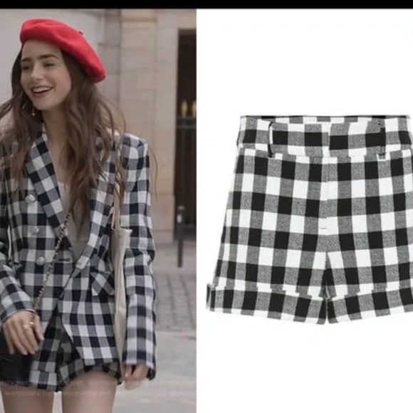 Veronica Beard Carito Textured Gingham Shorts - Picture 1 of 8